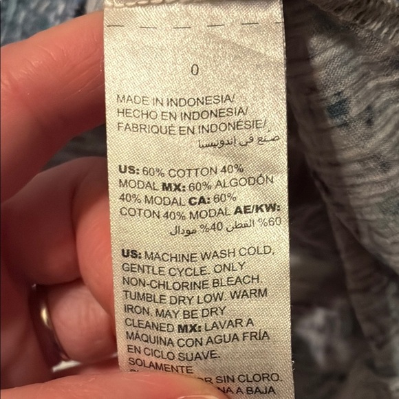 Chico's Blue Gold Graphic 3/4 Sleeve Tunic - Picture 9 of 14